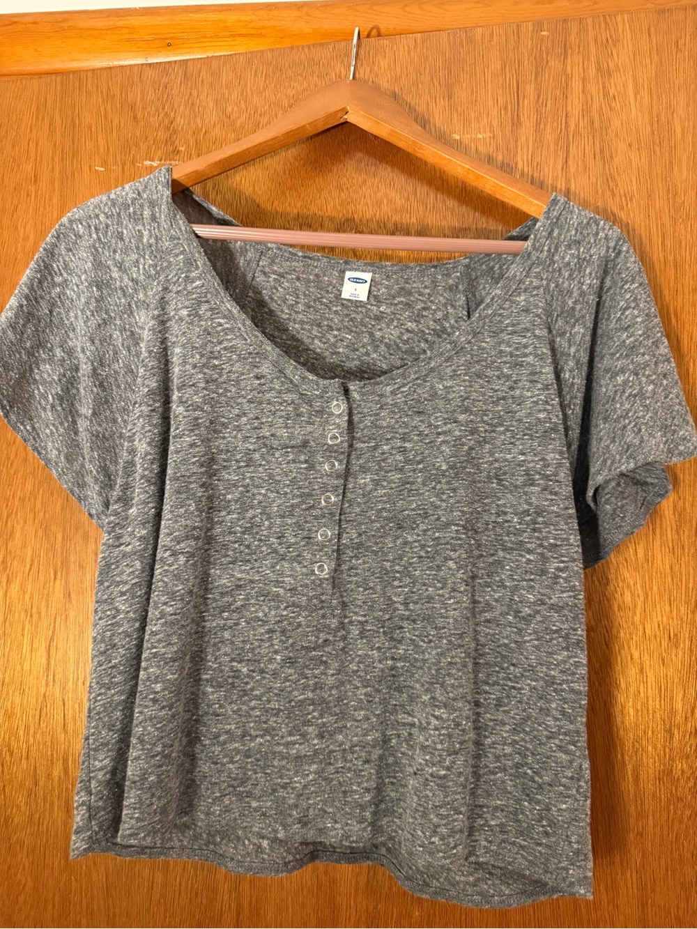 Old Navy Gray Heather Short Sleeve Henley Tee